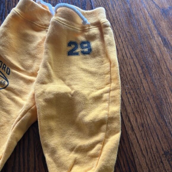 Baby size S 3-6 months Old Navy sweatpants yellow - Picture 4 of 5